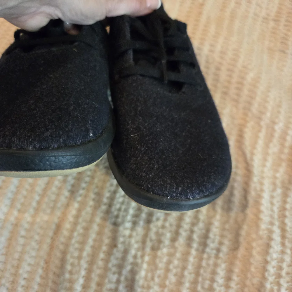 Allbirds Women's Classic Wool Shoes - Natural Black - Picture 4 of 5